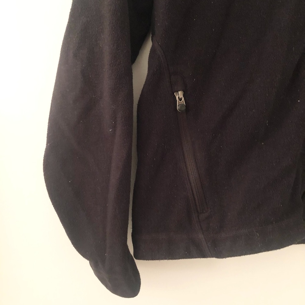 Black North Face Jacket - size S - great condition! (Keeps you very warm!). - Picture 3 of 6
